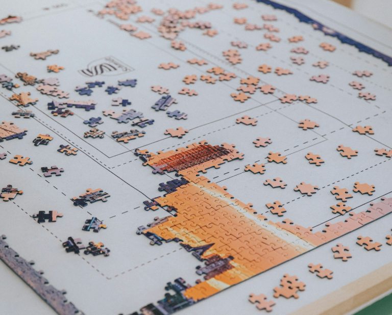 How do you glue a puzzle?